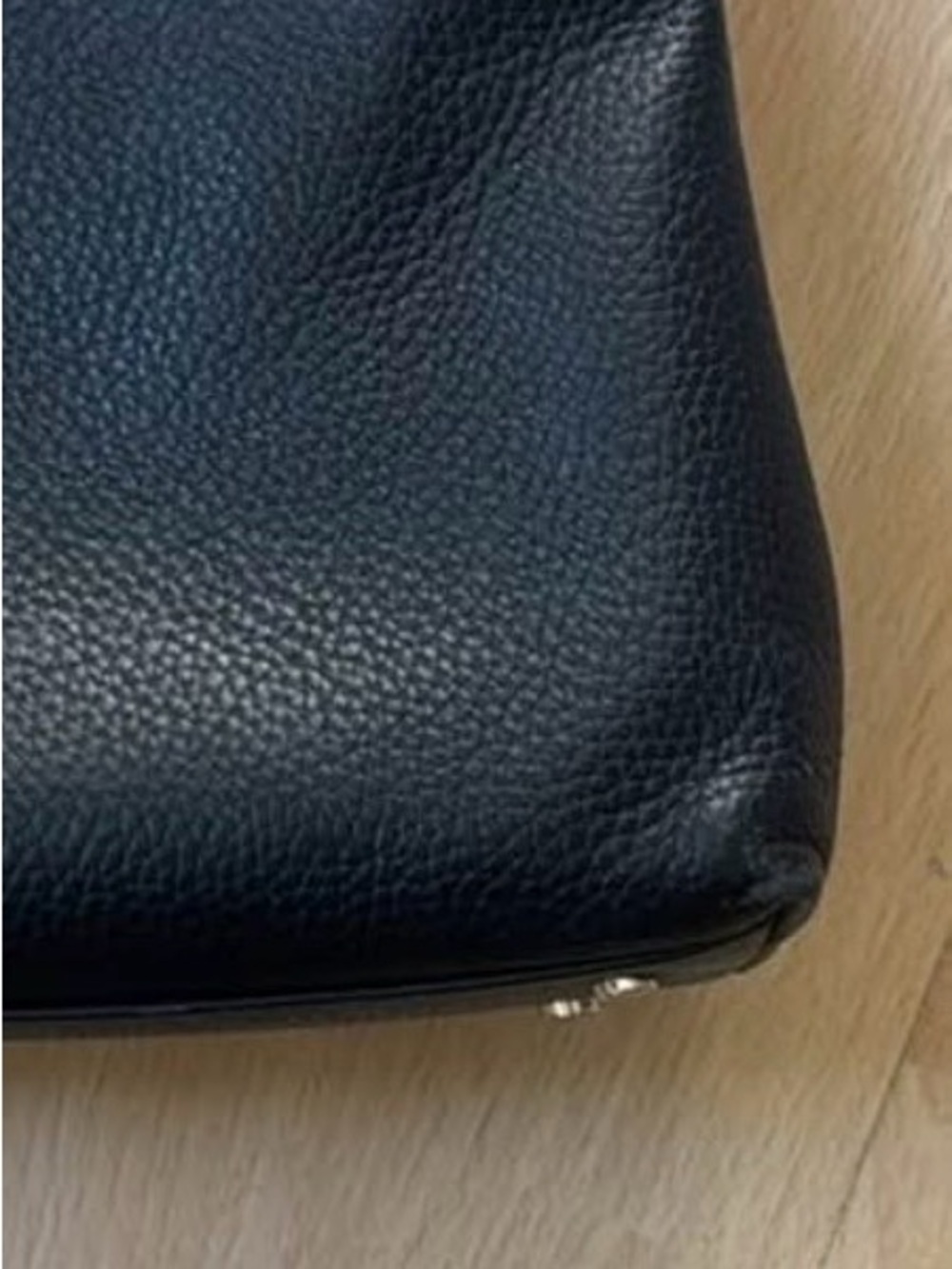 Kate Spade Purse - Picture 6 of 6